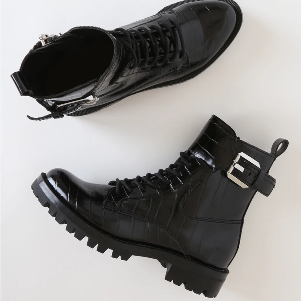 DOLCE VITA • BOOTS ❄️